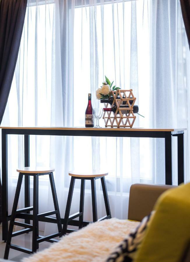 700 m2, 2 yatak odalı, 2 banyolu Daire, George Town bölgesinde Dış mekan fotoğraf